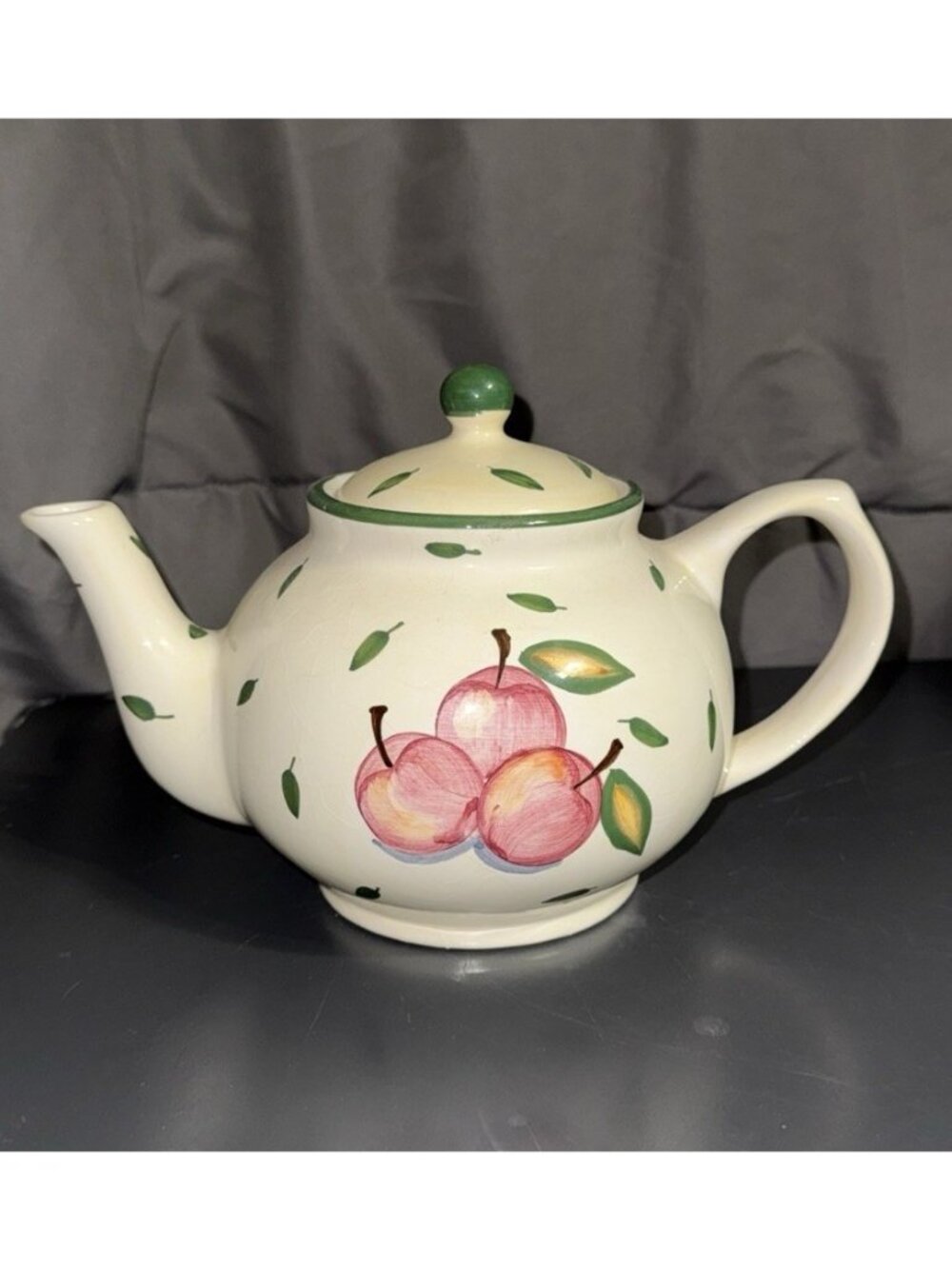 Cooks Club Ceramic Red Apples & Leaves Tea Pitcher Quality Designed Thailand N11